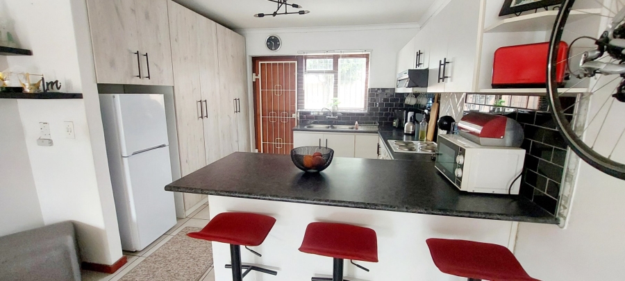 2 Bedroom Property for Sale in Sonnekuil Western Cape